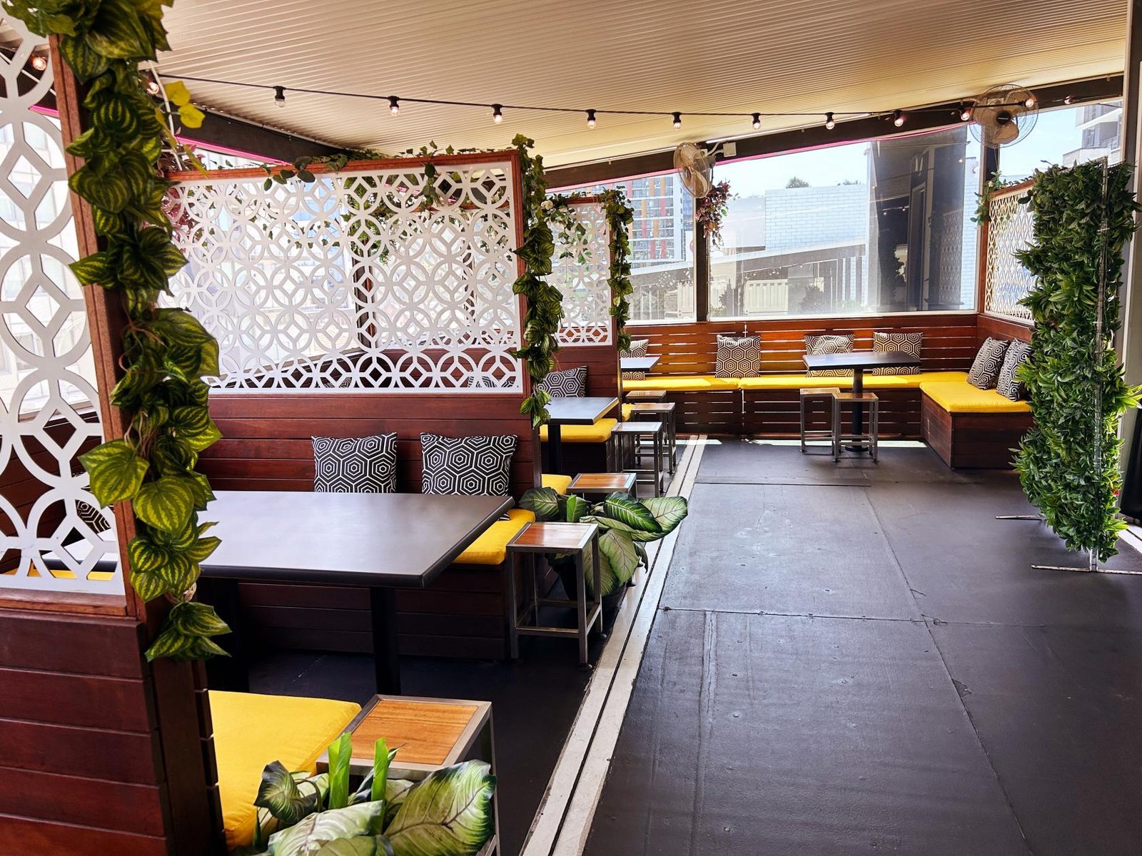 Breeze Bar at Summa House photo 11