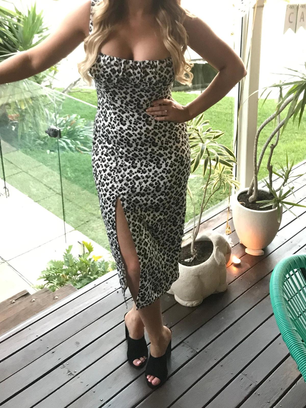 By Nicola AMOUR MIDI DRESS IN OLIVE LEOPARD size 8 photo 2