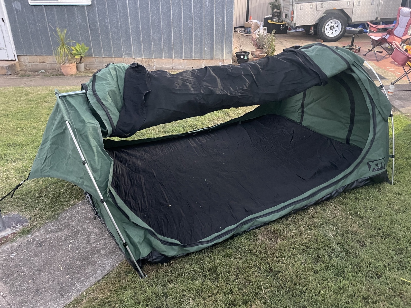 4x4 easy set up camper photo 6