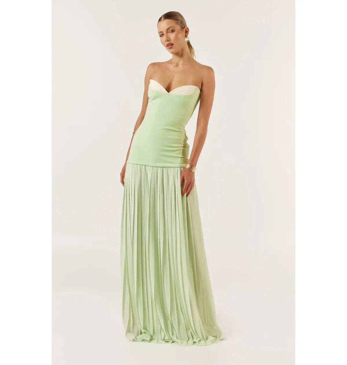 She is OLLÁ Nicolette Maxi Dress Green Size AU 6 photo 3