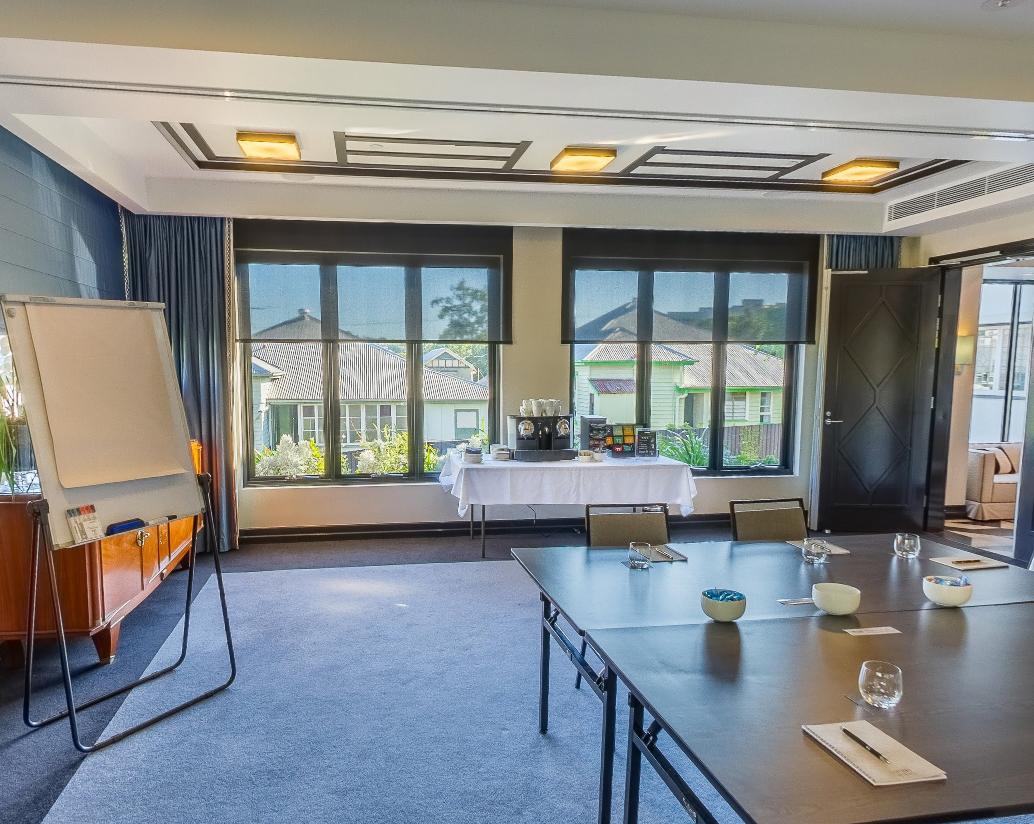 Simla Room at Spicers Balfour Hotel photo 6