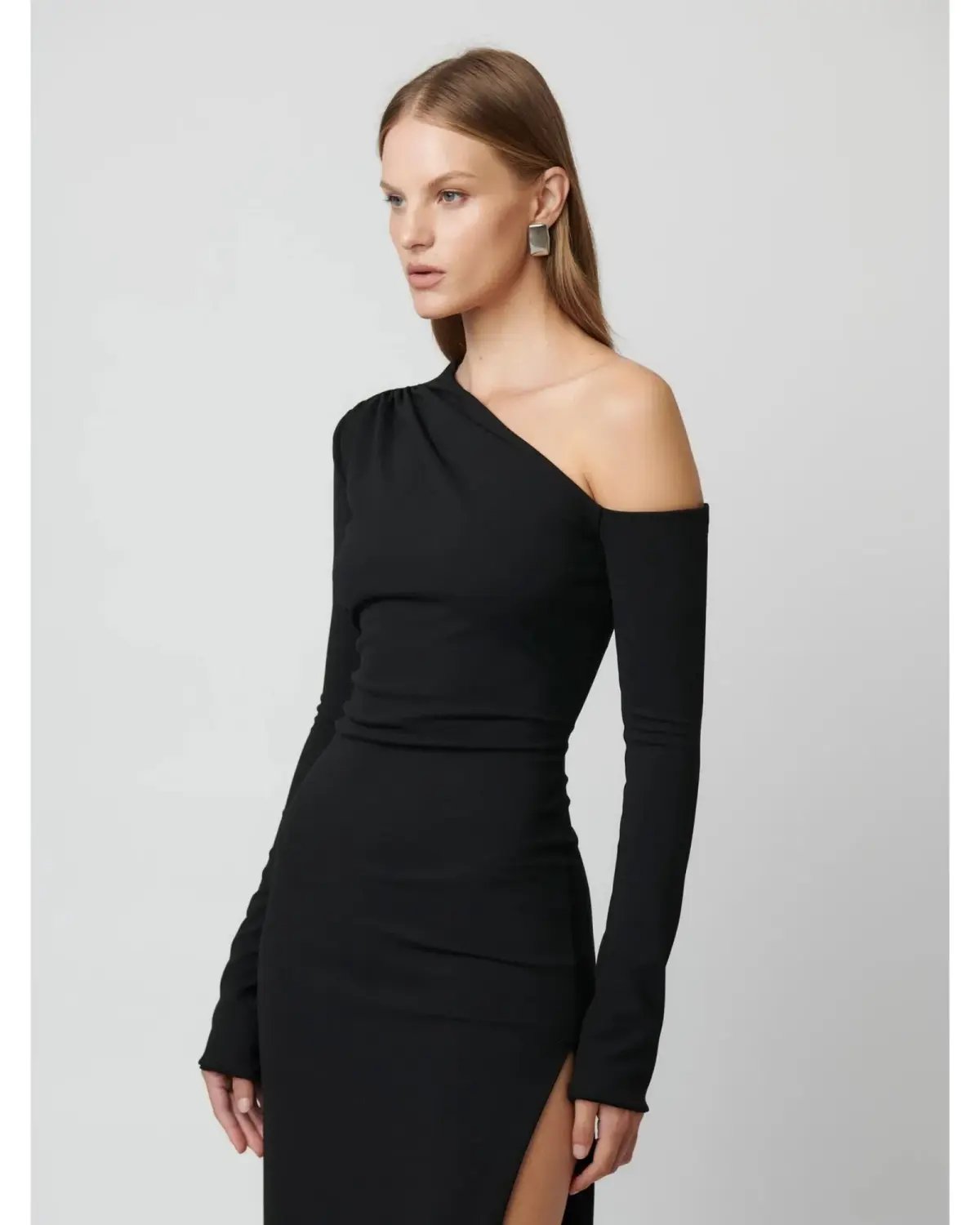 Effie Kats Cayley Gown in Black Size S / AU 8 photo 2