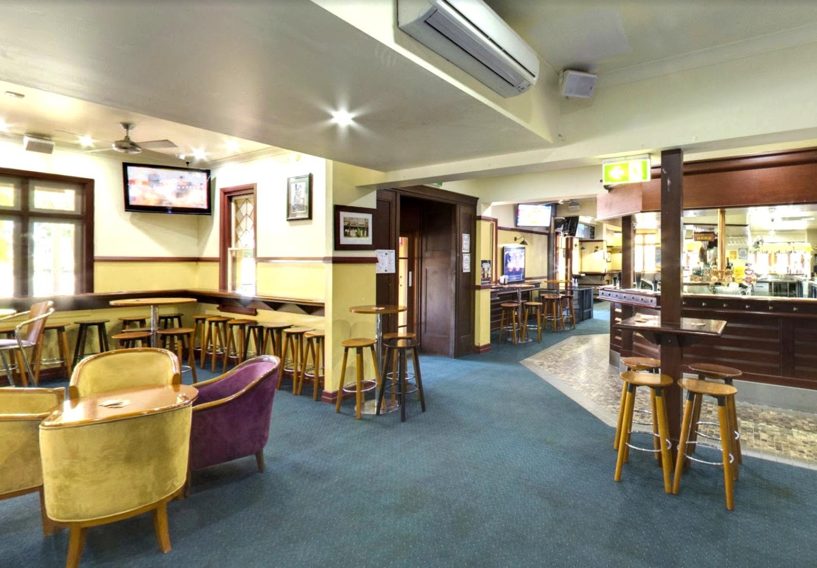 The Wah Bar at Beerwah Hotel photo 10