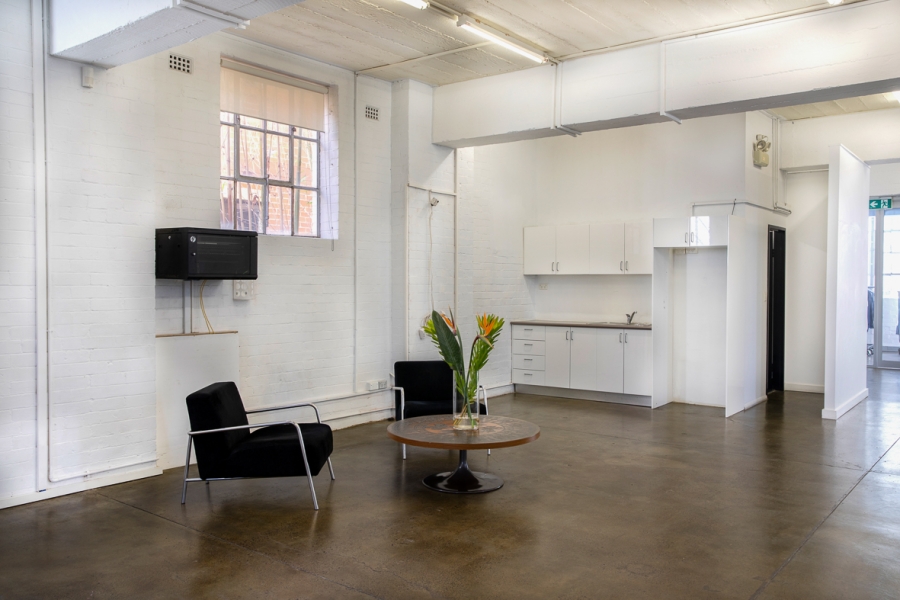 Light filled warehouse showroom in Chippendale photo 6