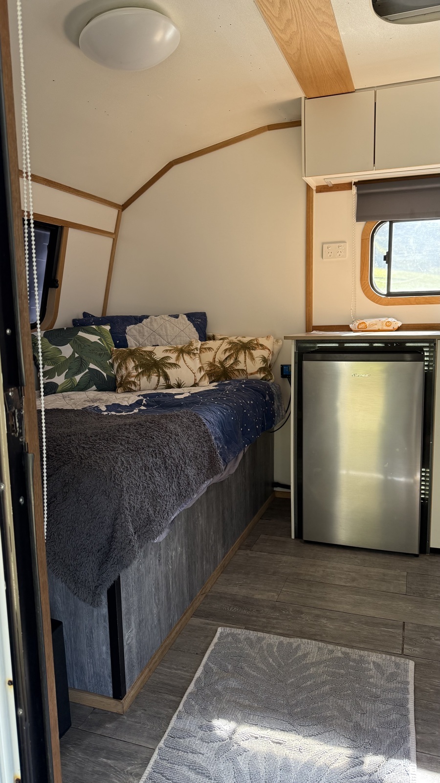 Hire 'Joie' for a relaxing Caravan experience photo 10