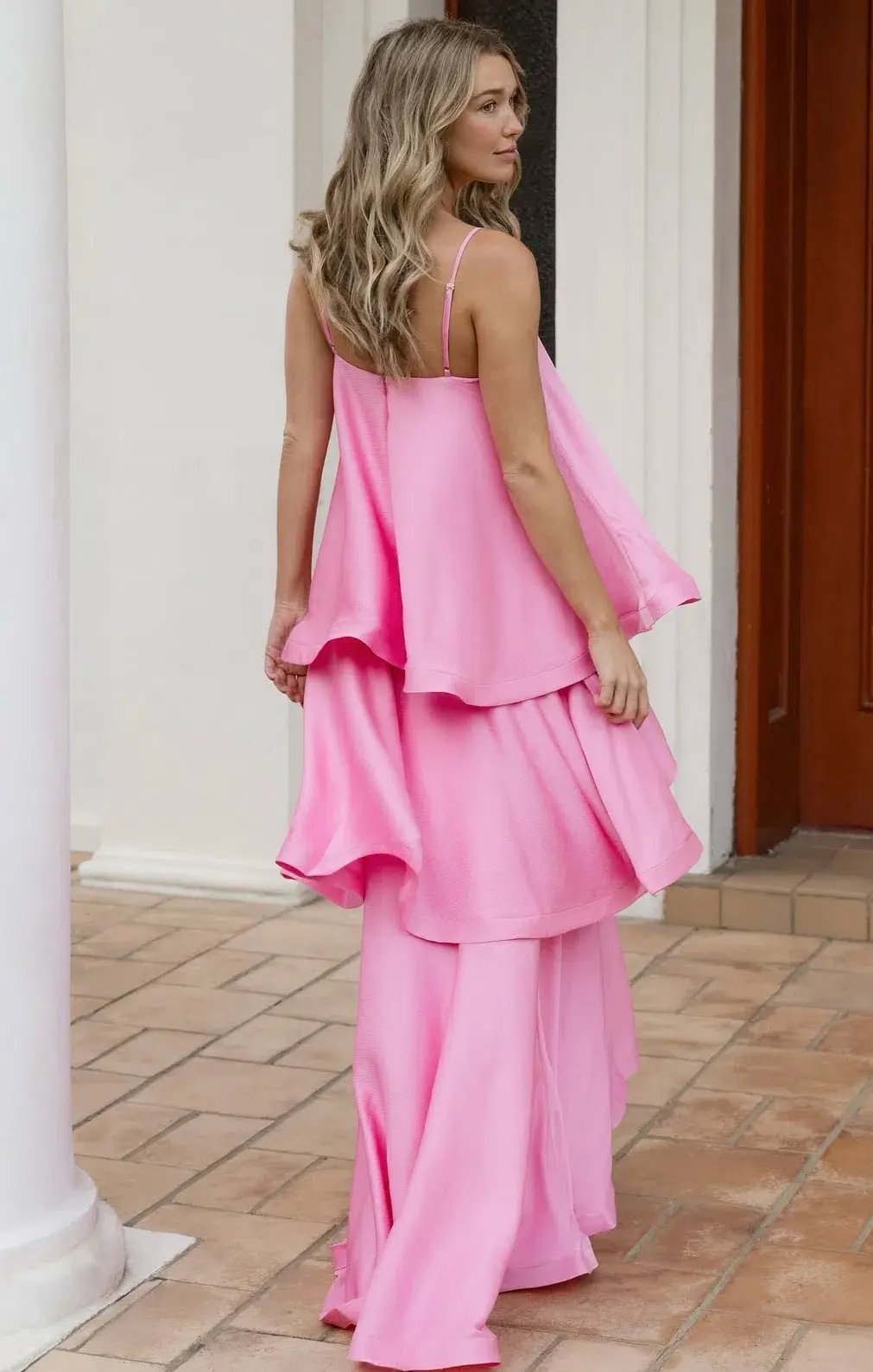 Elliatt Tilly Tiered Maxi Dress size XL / 14 Pink photo 2