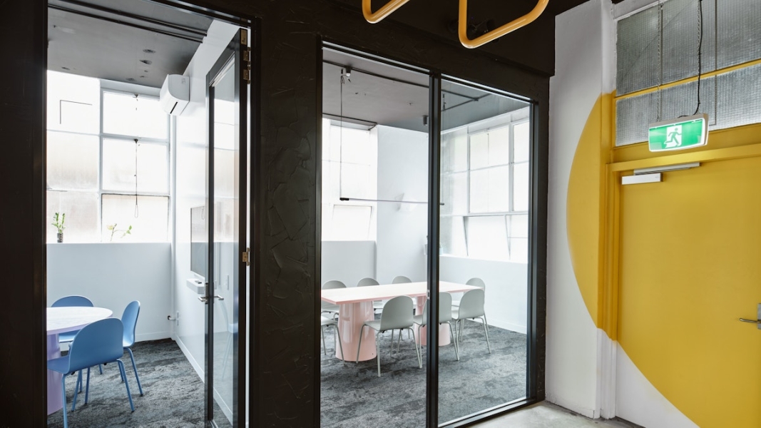 Yellow Desk - 6 Seat Creatives Boardroom photo 3