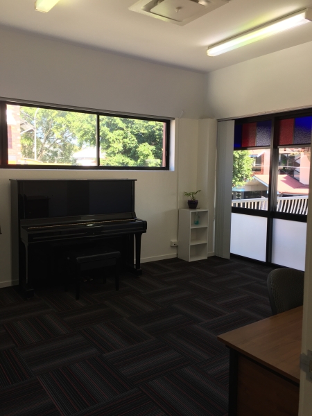 Vincent Music - Room 3 photo 4