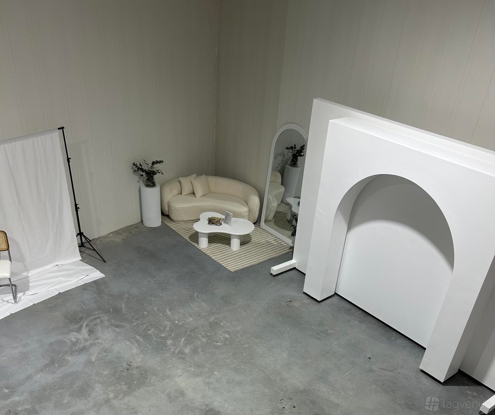 The Studio - Ivory Hire at The Studio by Salt and Lime Experiences photo 11