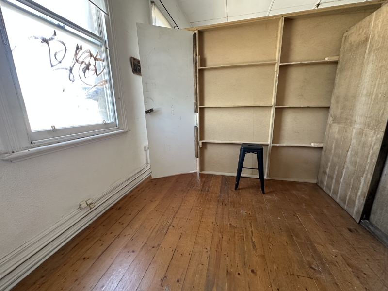 Artist Studio Spaces in Art Gallery photo 7