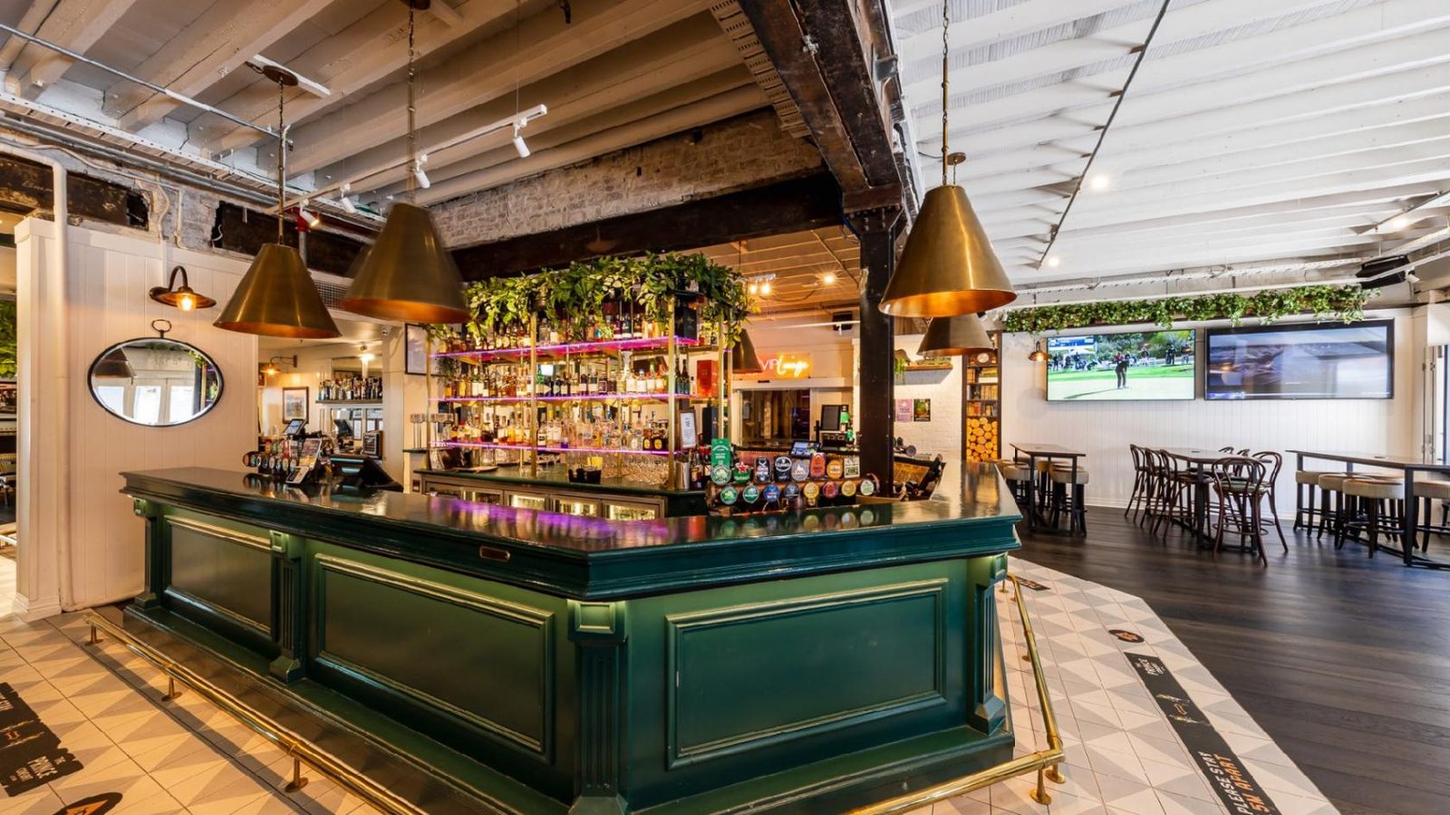 Parlour Bar at The Prince Consort photo 3