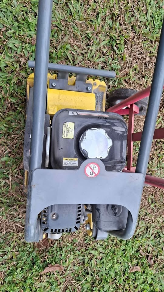 Plate Compactor Hire $40 for 2 days photo 4