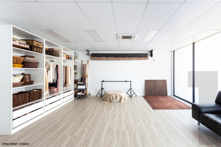 Studio 1 - Floor to Ceiling Daylight Studio photo 2