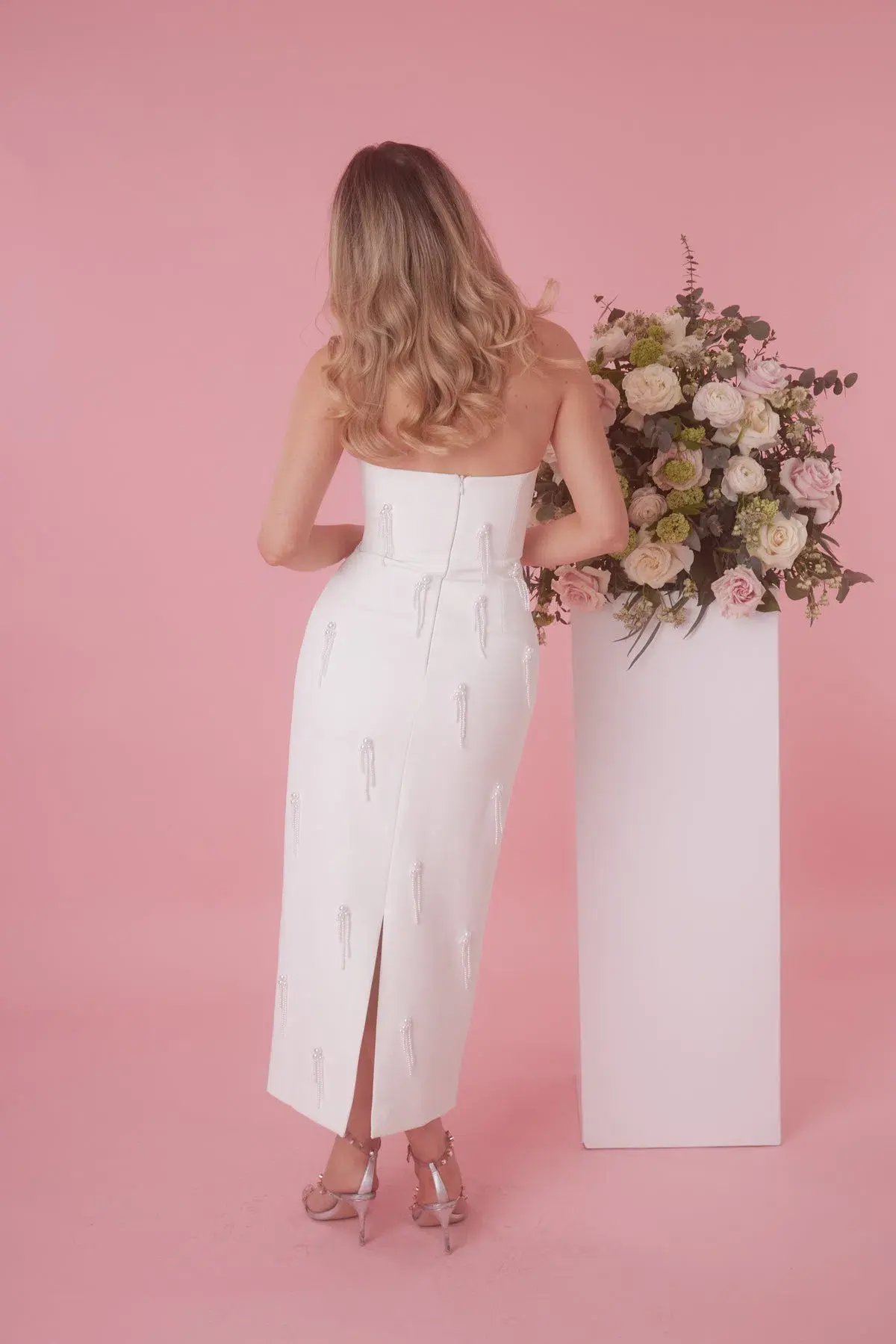 Odd Muse The Ultimate Muse Embellished Midi Dress White Size AU 10 photo 2