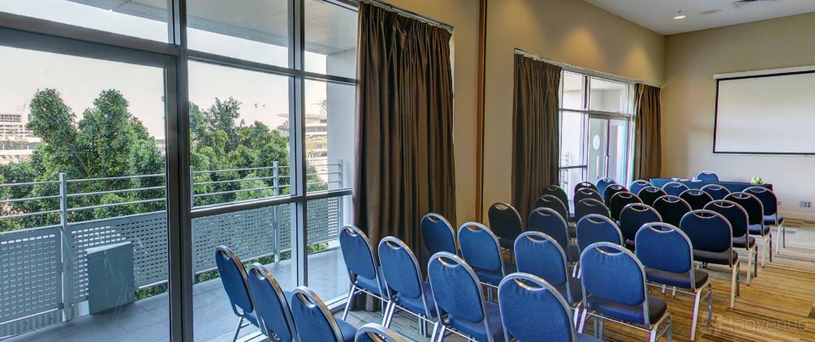 Forest Room 2 at Novotel Sydney Olympic Park Hotel photo 4