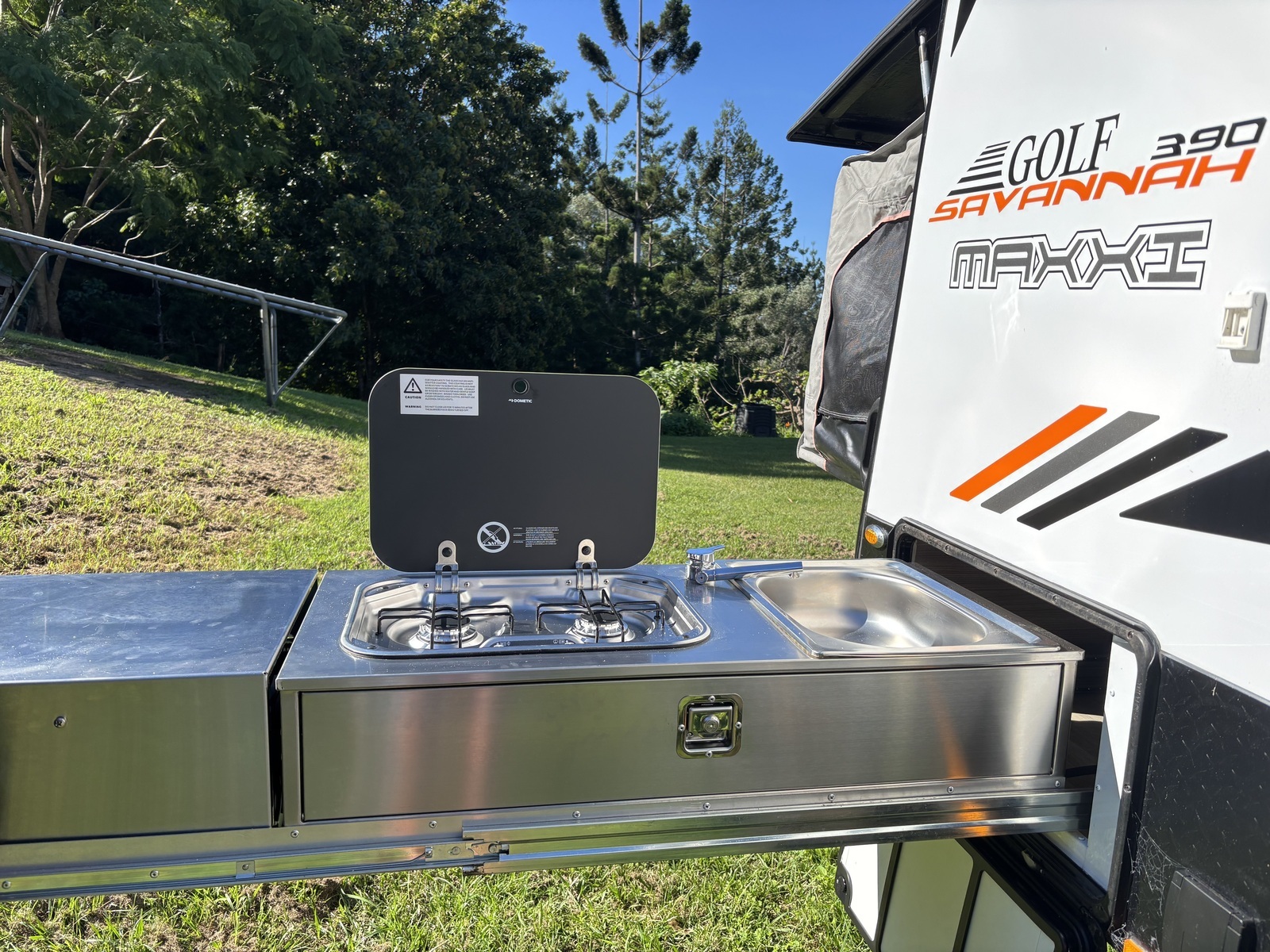 Luxury compact caravan for 2 photo 7