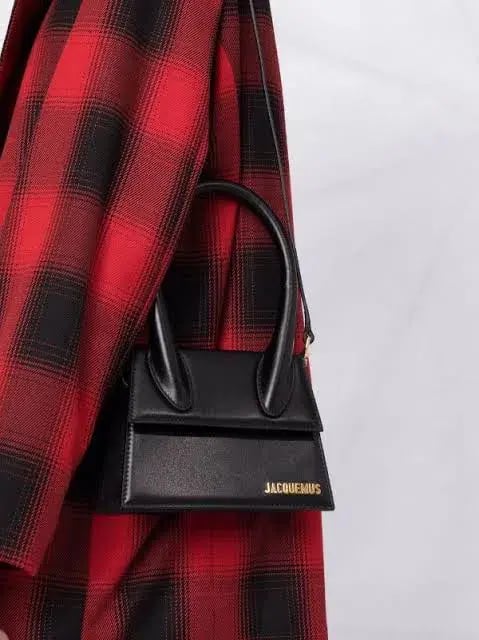 Jacquemus Le Moyen Chiquito Tote Black photo 2
