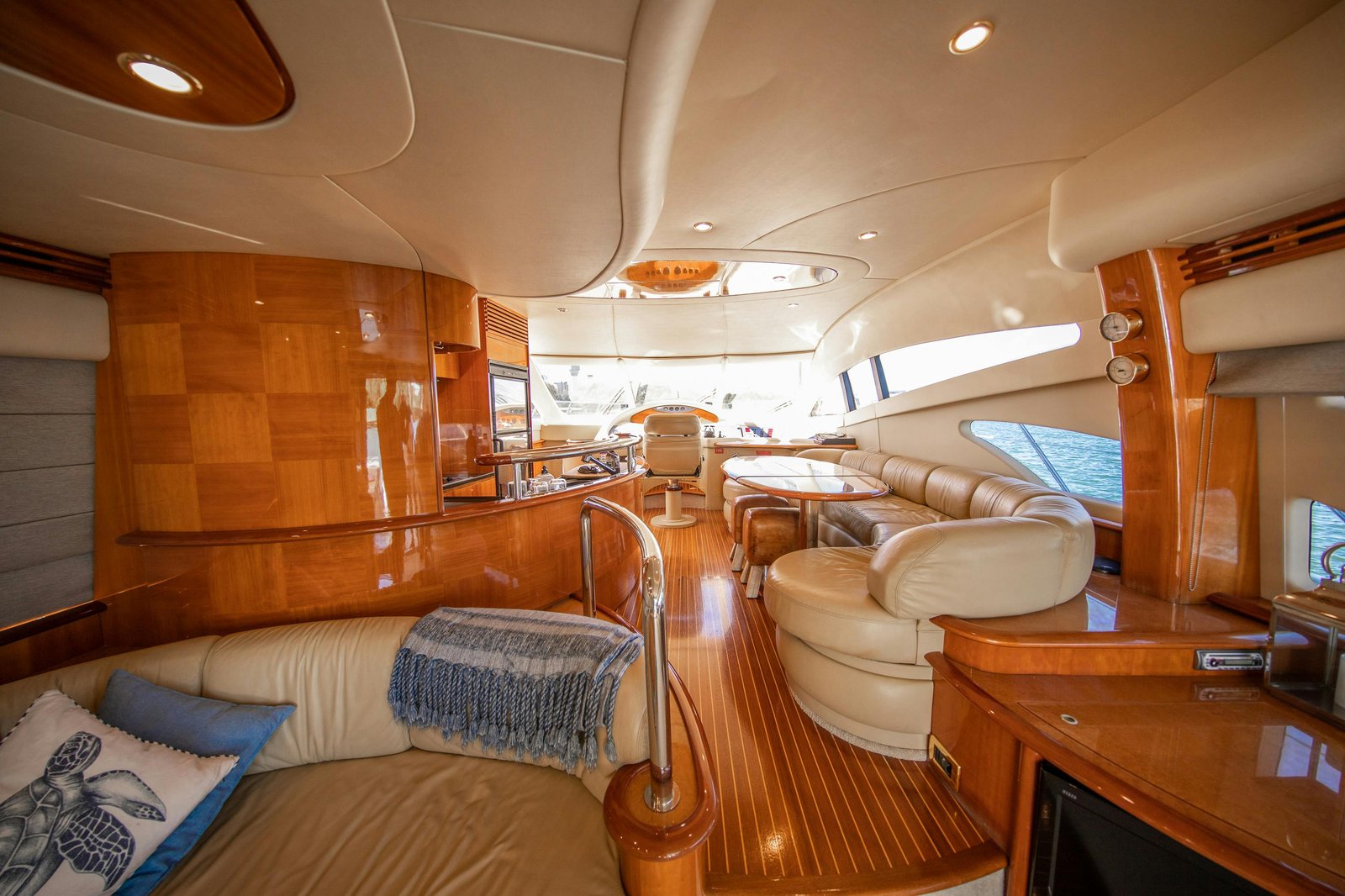 MV Maddison photo 13