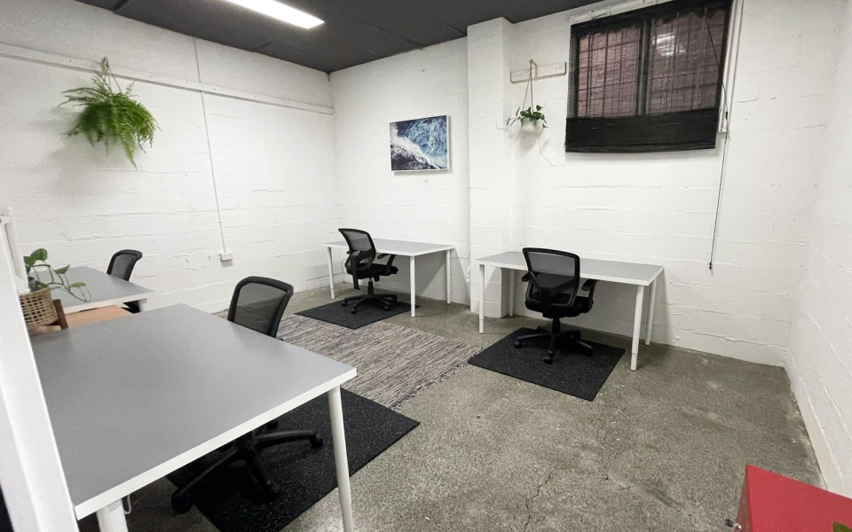 Private Lockable Office / Studio photo 6