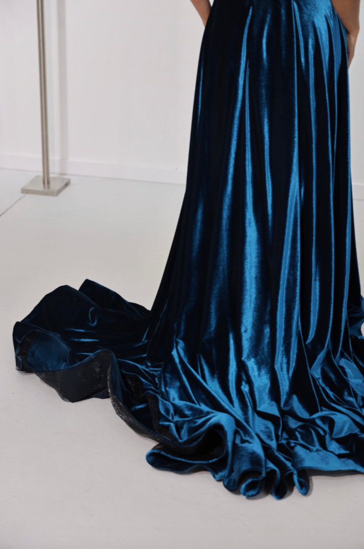 MAJESTY VELVET BY WALONE TURQUOISE photo 6