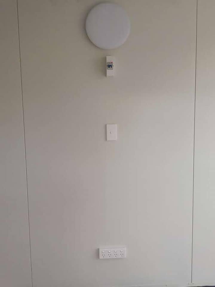 $140 Weekly for Open Plan Roller Rooms with Heating & Cooling Delivered! Stay Warm & Dry! photo 6