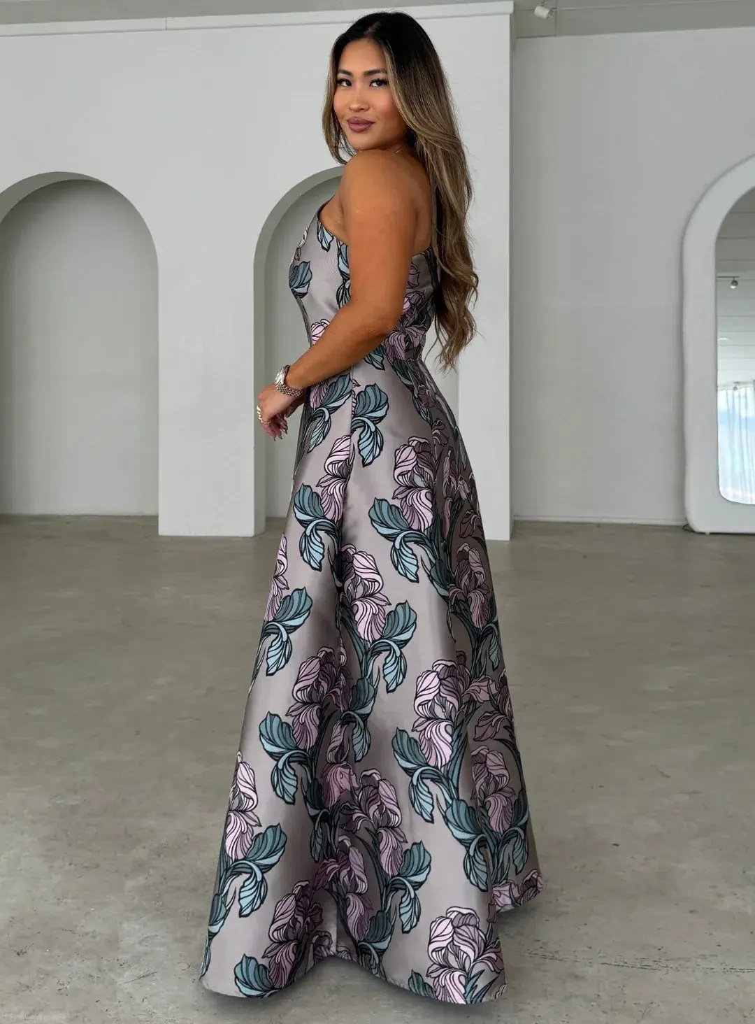 Elliat Audrey Maxi Dress Floral Size AU 10 photo 5