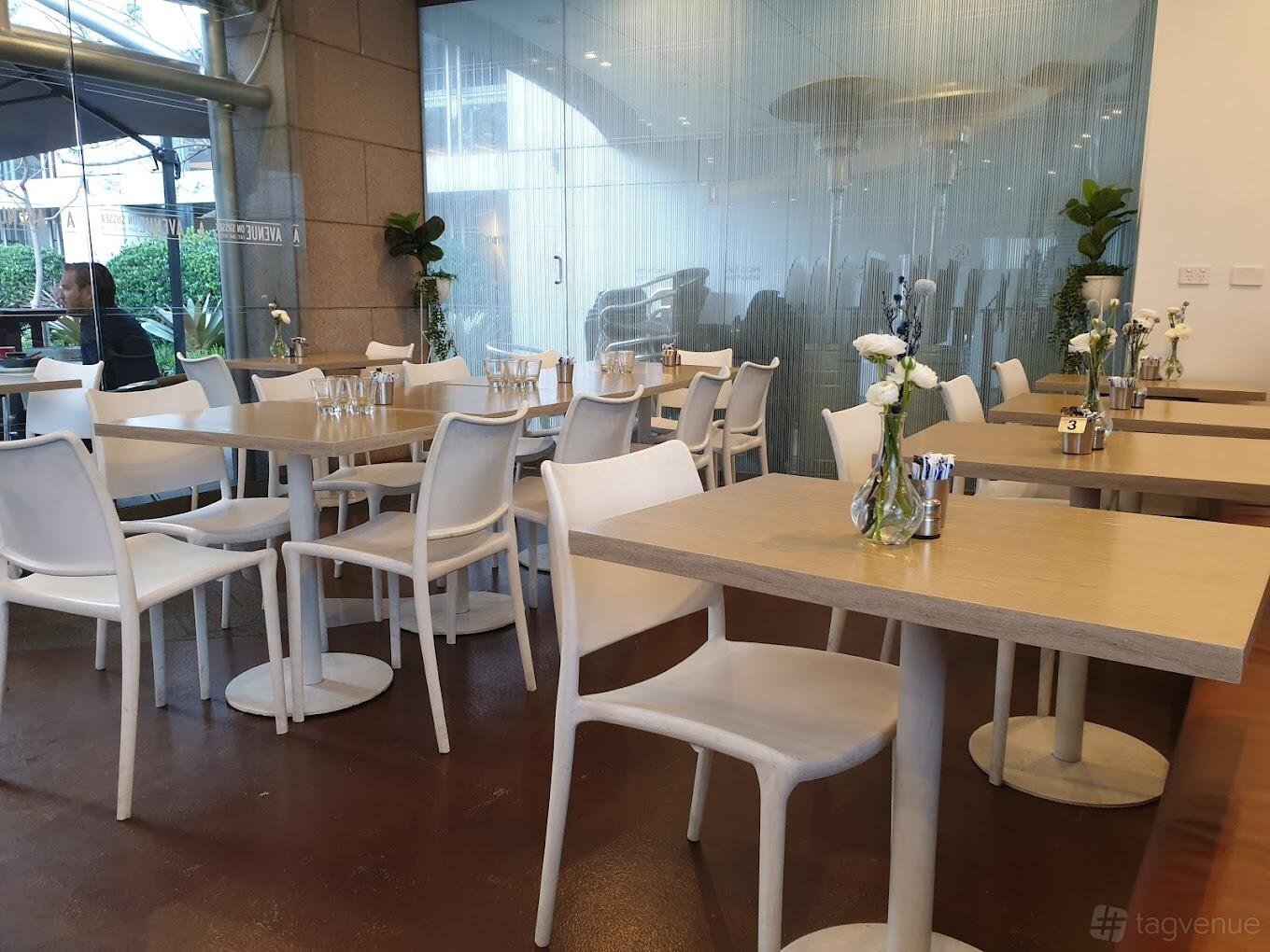 Inside Space at Avenue On Sussex photo 2