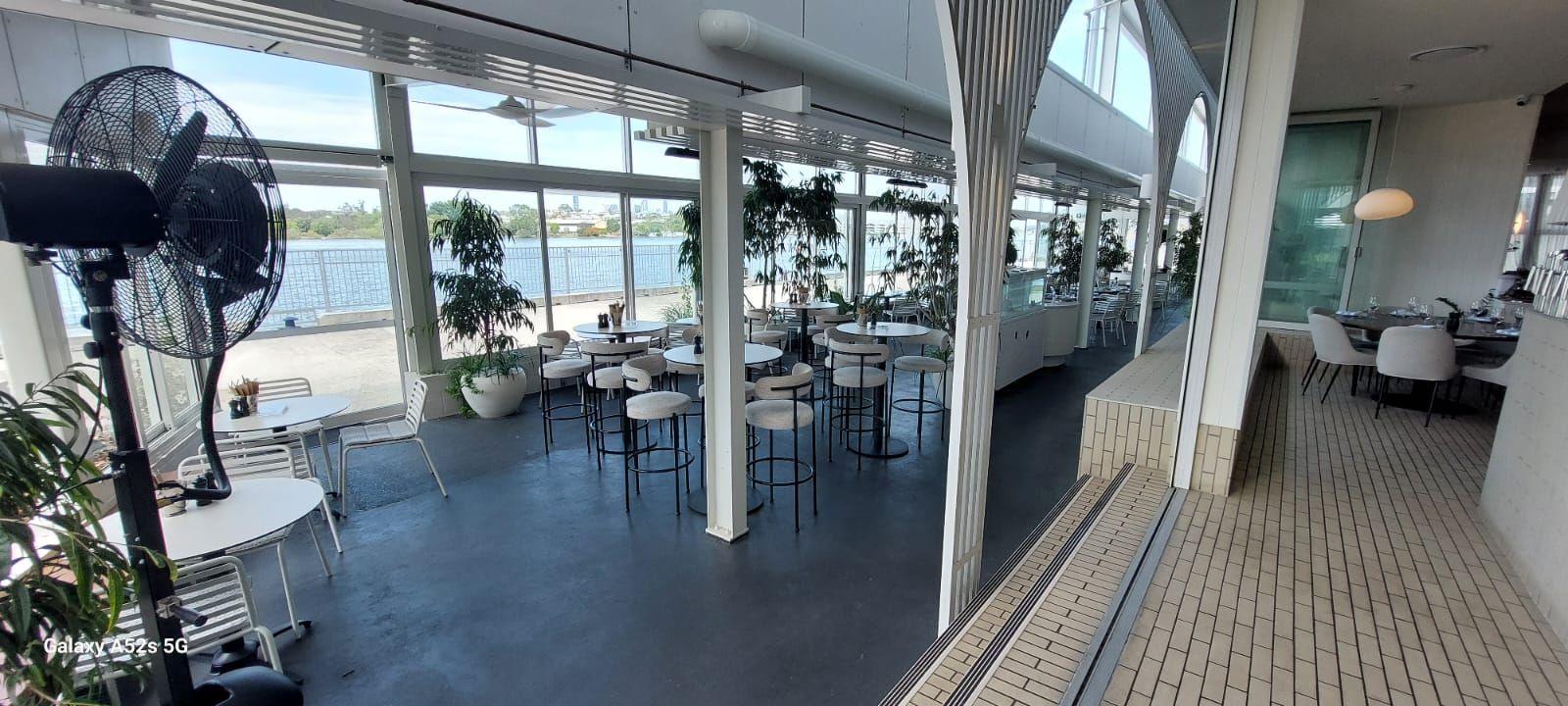 Riverside Bar at Fosh Portside photo 5