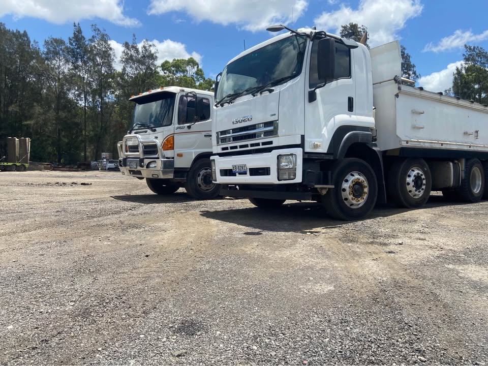Tippers for hire photo 4