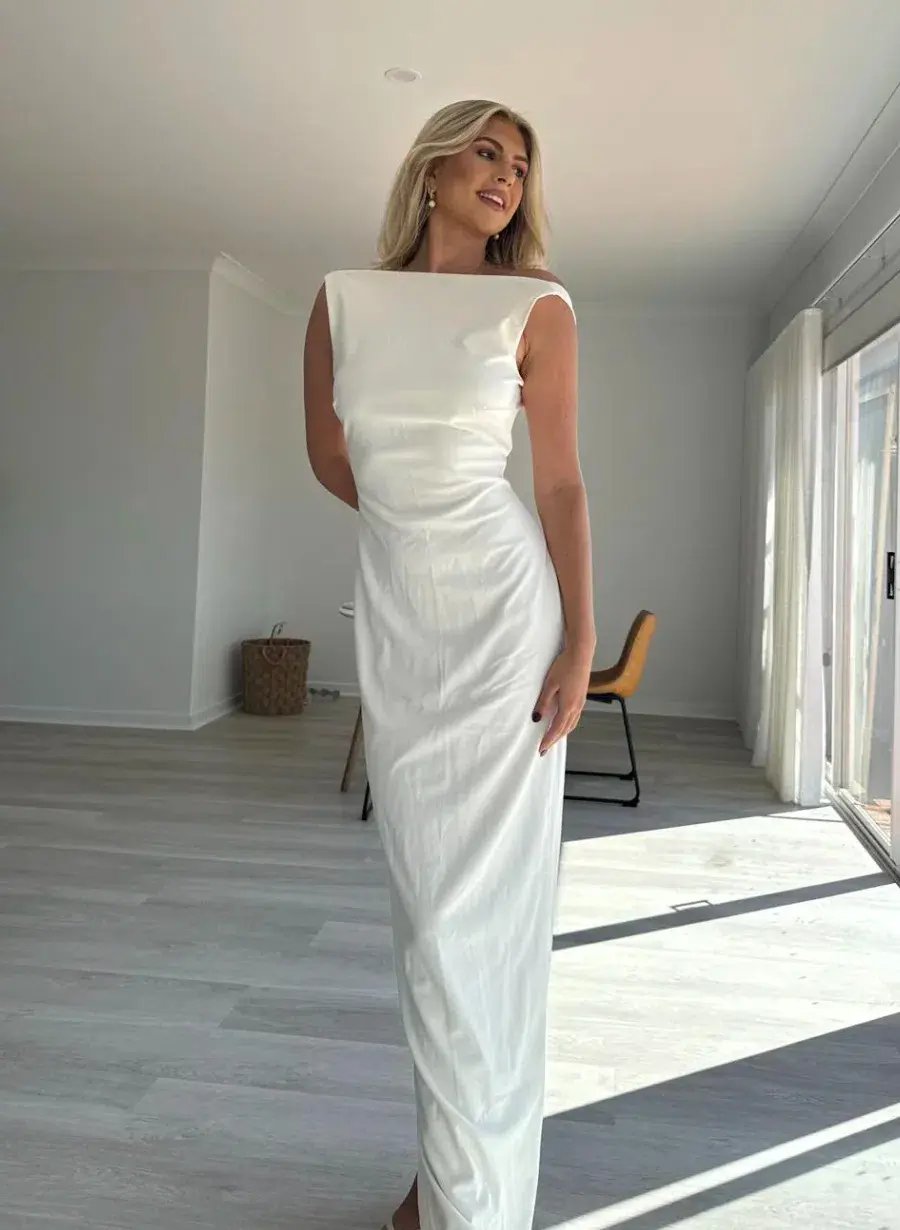 Effie Kats Verona Gown Ivory Size 10 photo 2