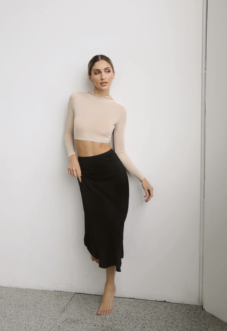 LUXE UNDER SKIRT MIDNIGHT photo 2