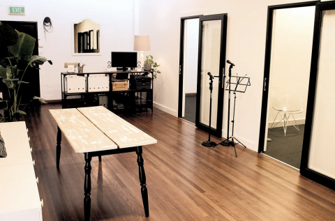 Creative office/studio space sub-let photo 8