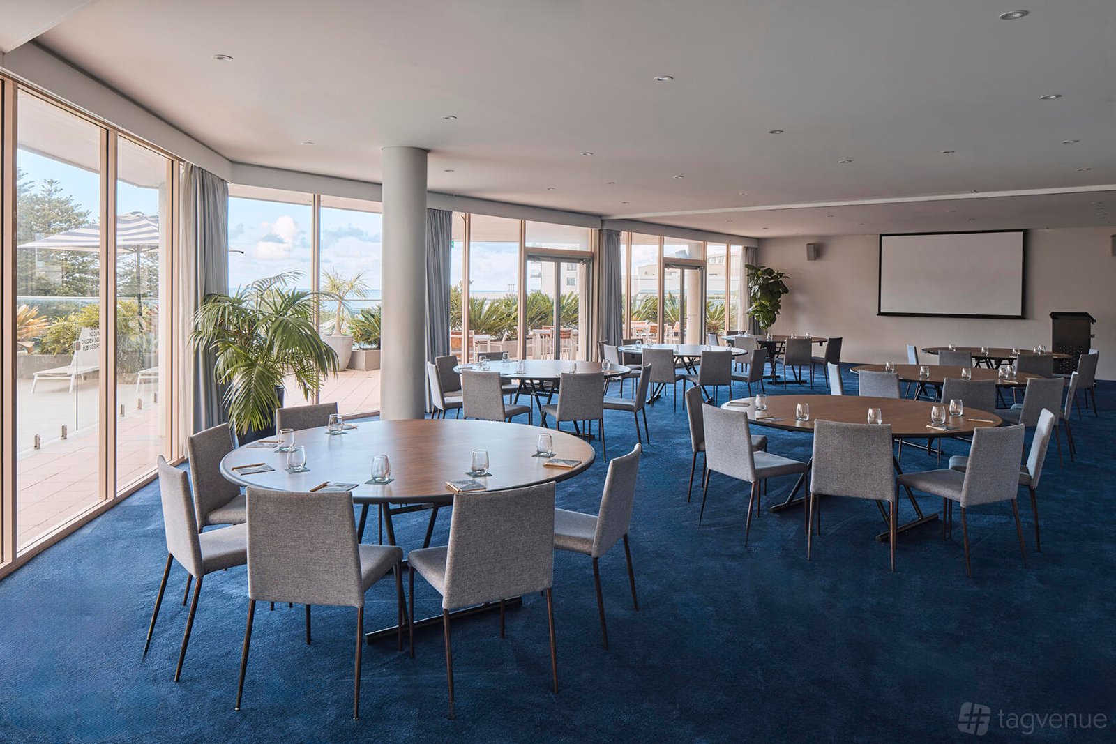 Sutherland Room at Rydges Cronulla Beachside photo 8
