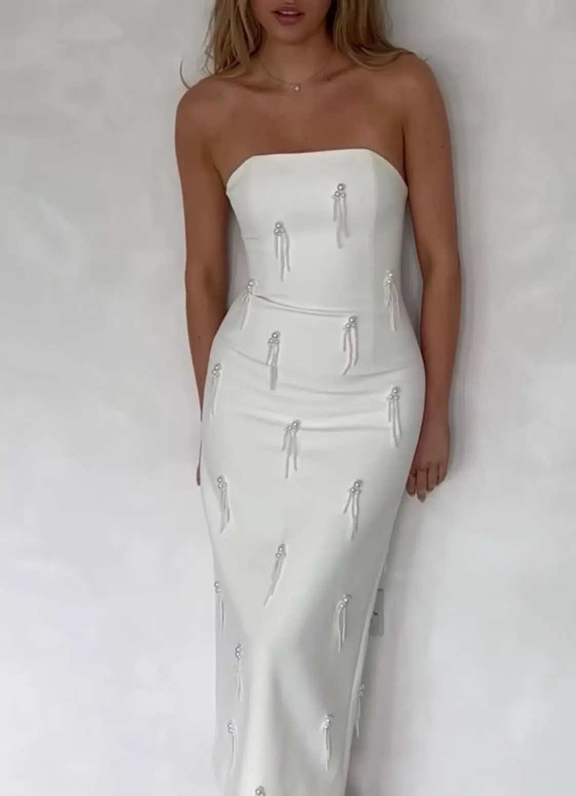Odd Muse - The Ultimate Muse Embellished Midi Dress - Size M (10) photo 3