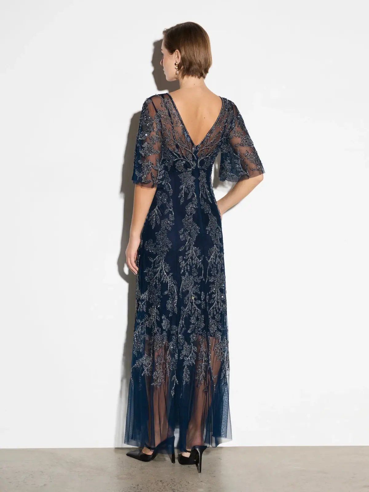 White Closet navy floral flowing dress size 8 photo 18
