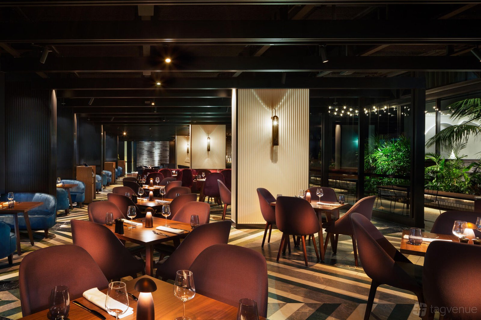 Solander Dining and Bar at West Hotel Sydney, Curio Collection by Hilton photo 2