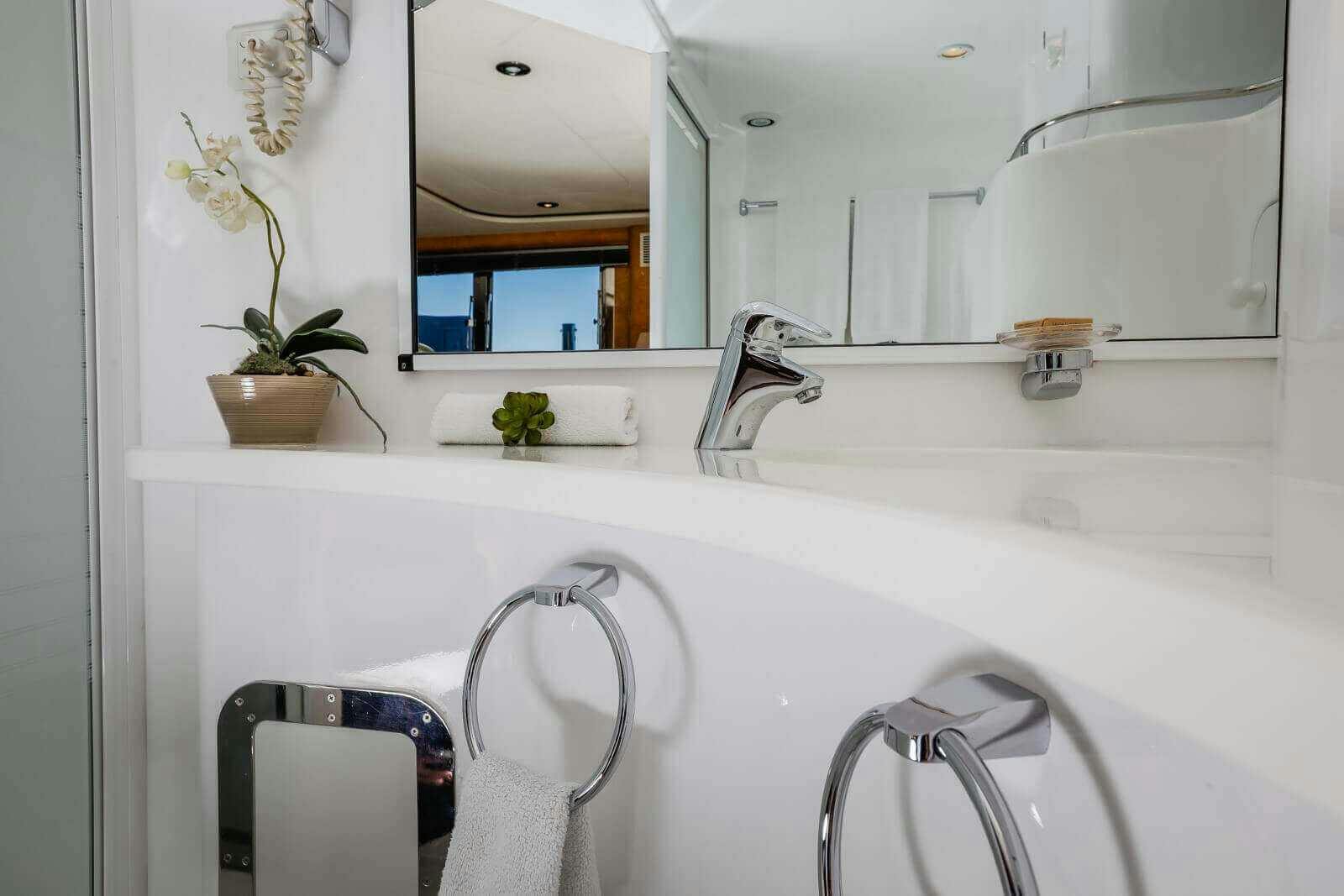 Galaxy 1 photo 11