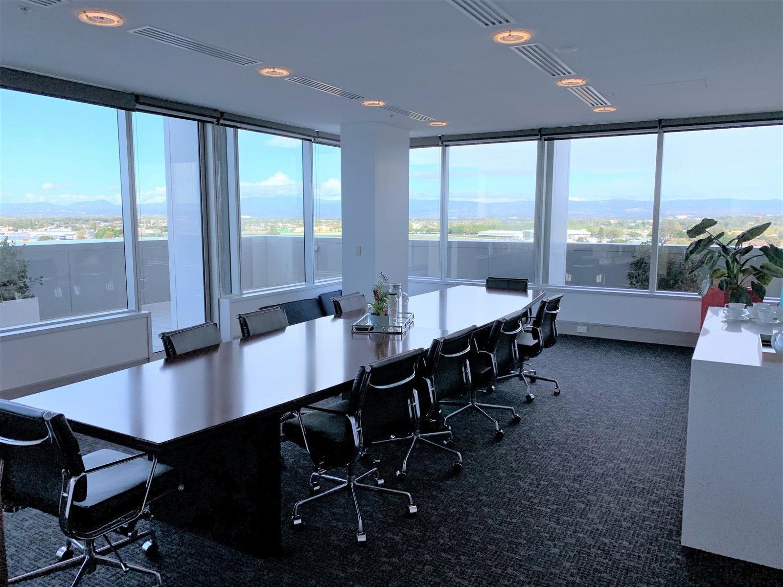 Boardroom at @Workspaces - Bundall photo 2