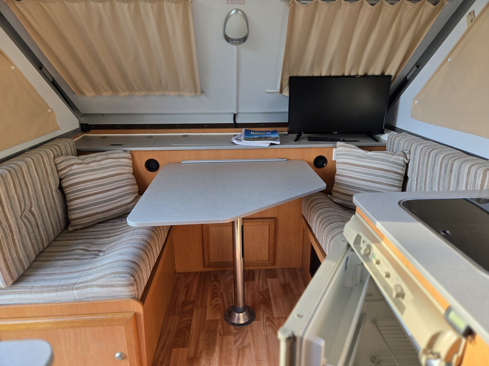 Camper Cruiseliner photo 2