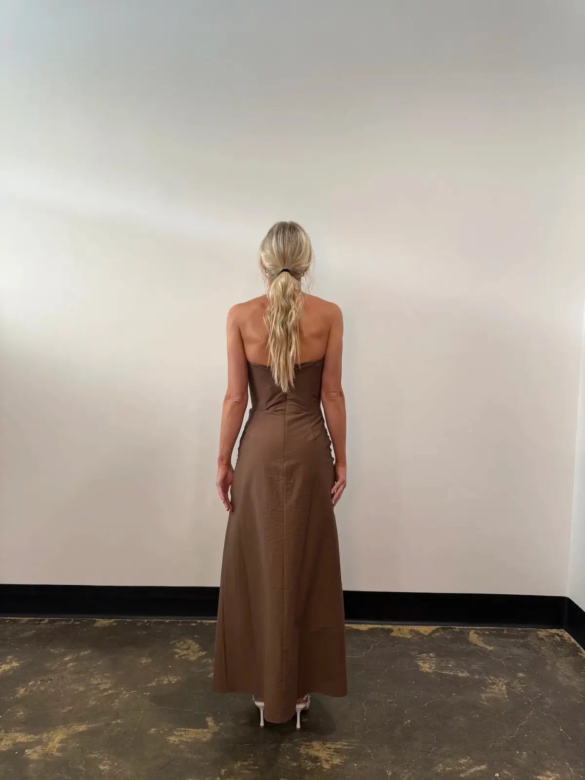 Elle Zeitoune Briella Maxi Chocolate Size 6 photo 3