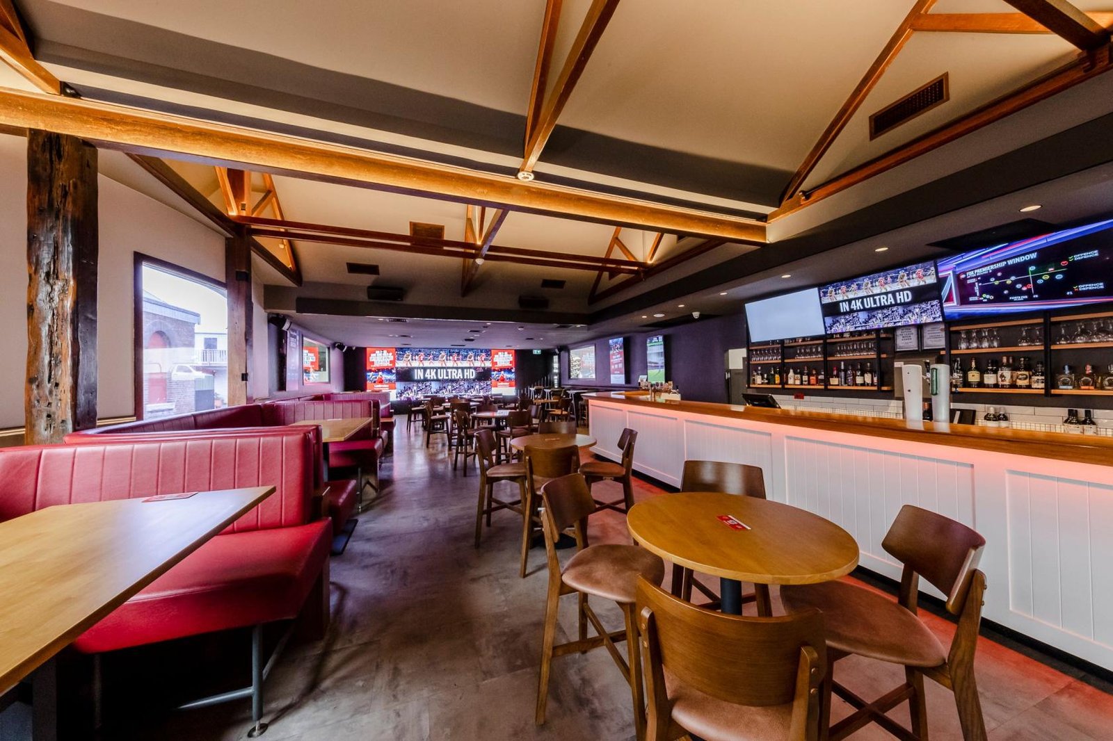 Sports Lounge at The Lord Alfred photo 2
