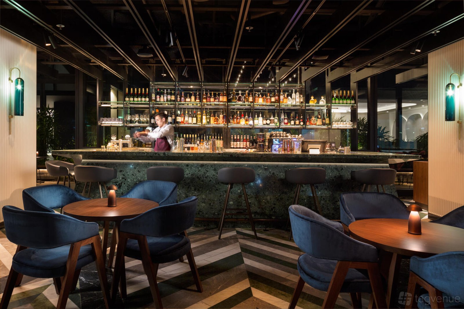 Solander Dining and Bar at West Hotel Sydney, Curio Collection by Hilton photo 3