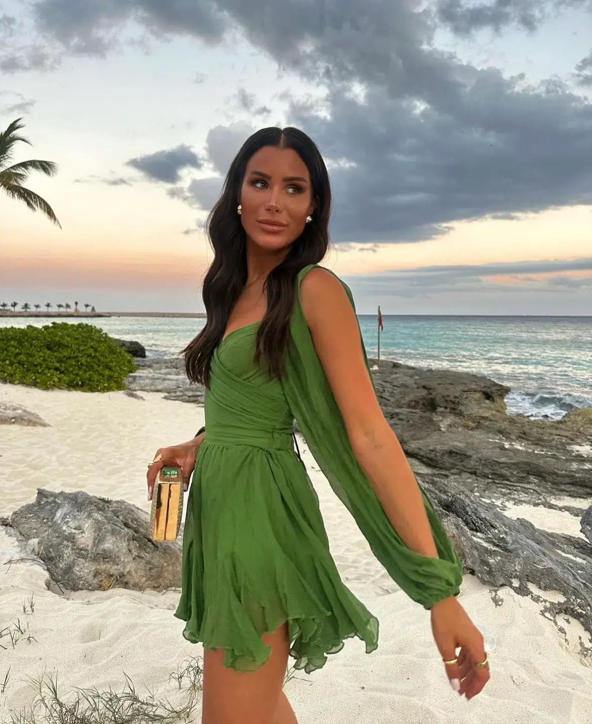 Chic Le Frique Gaia Mini Dress Pistachio Green Size XS / AU 6 photo 3