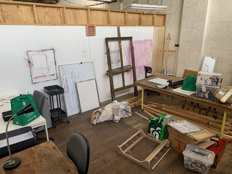 Large, light filled Fitzroy North studio photo 2