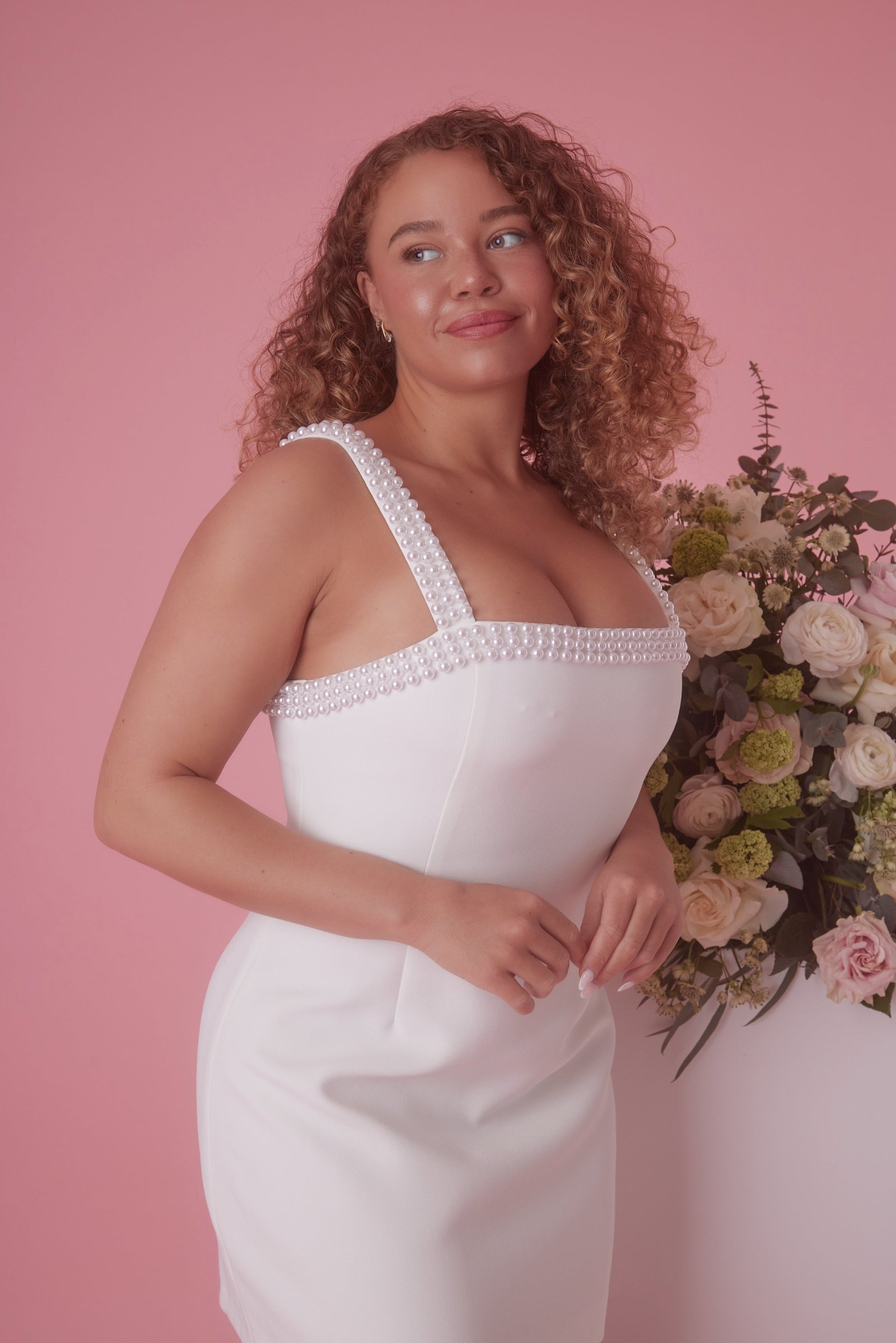 ODD MUSE THE ULTIMATE MUSE PEARL TRIM MINI DRESS - WHITE photo 5