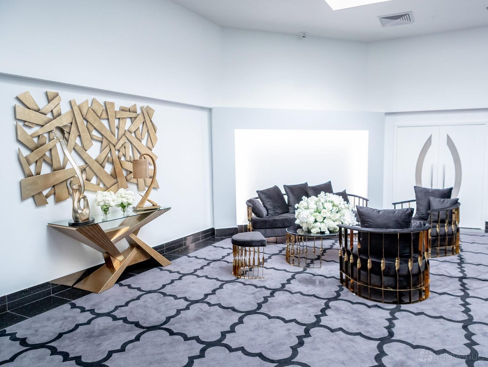 The Pearl Room at La Castelle Wedding Venue photo 4