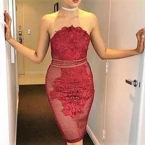 Portia and Scarlett Burgundy Lace Mini - Size 4 photo 2