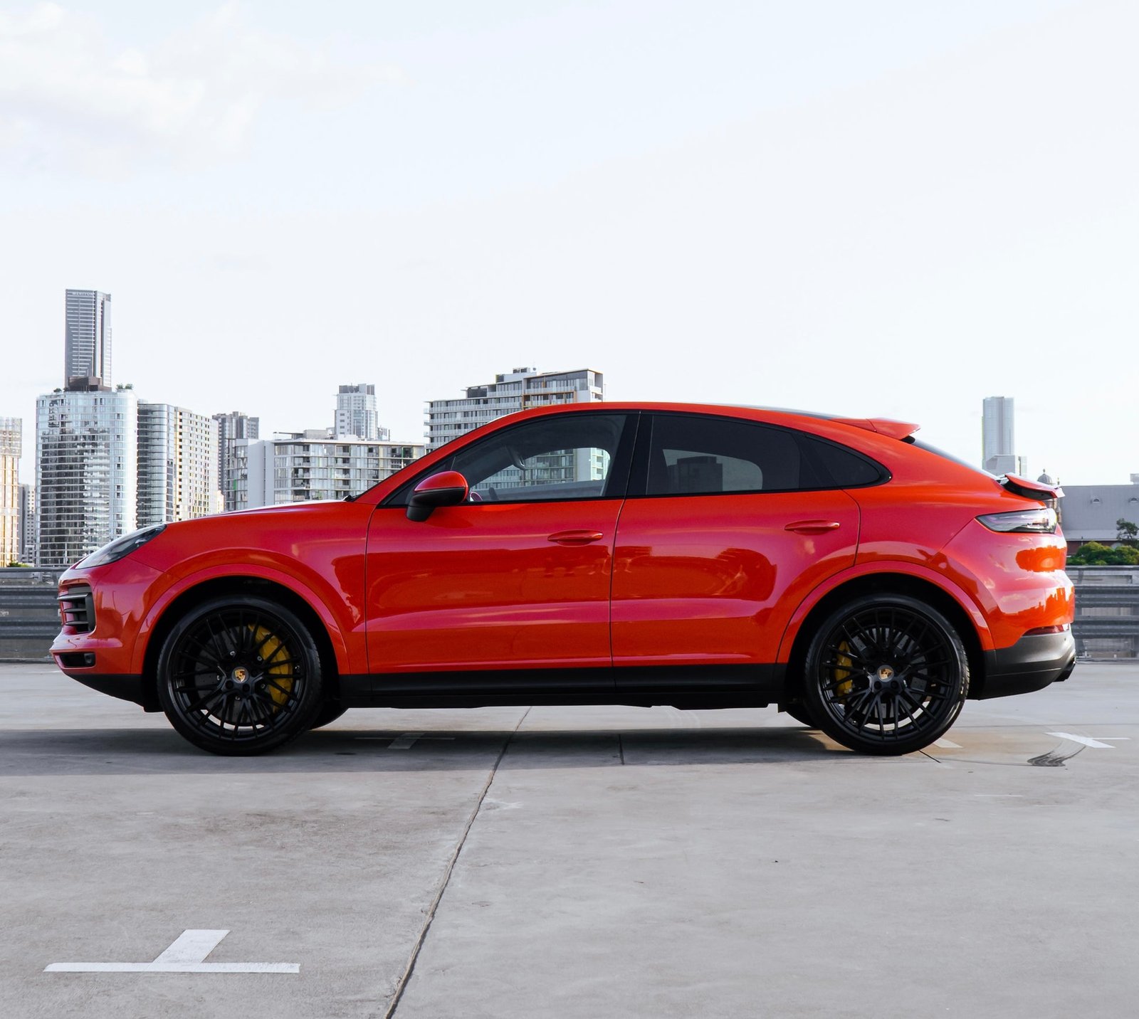 Porsche Cayenne S photo 2
