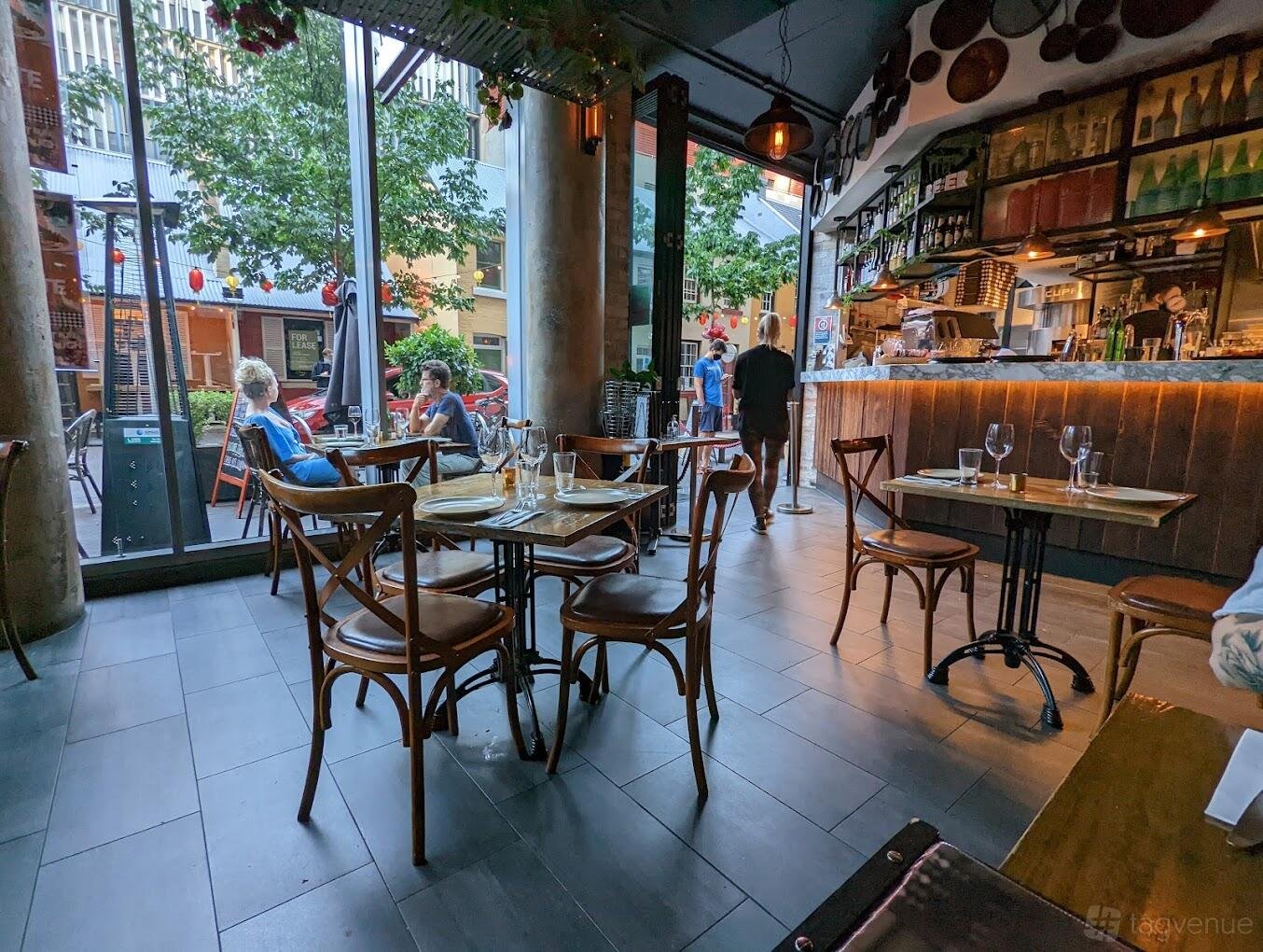 Inside at Andiamo Trattoria Chippendale photo 3