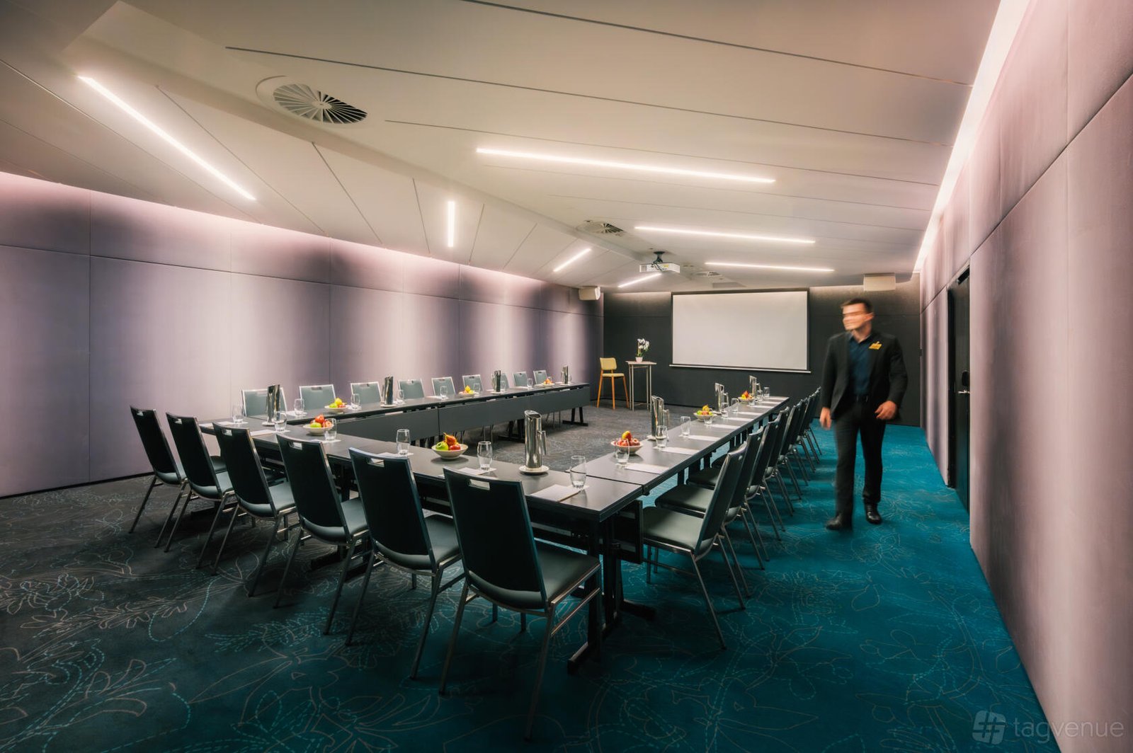 Cockle Bay Room at PARKROYAL Darling Harbour, Sydney photo 4